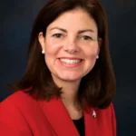 Kelly Ayotte net worth, age, height, family, husband, kids and live